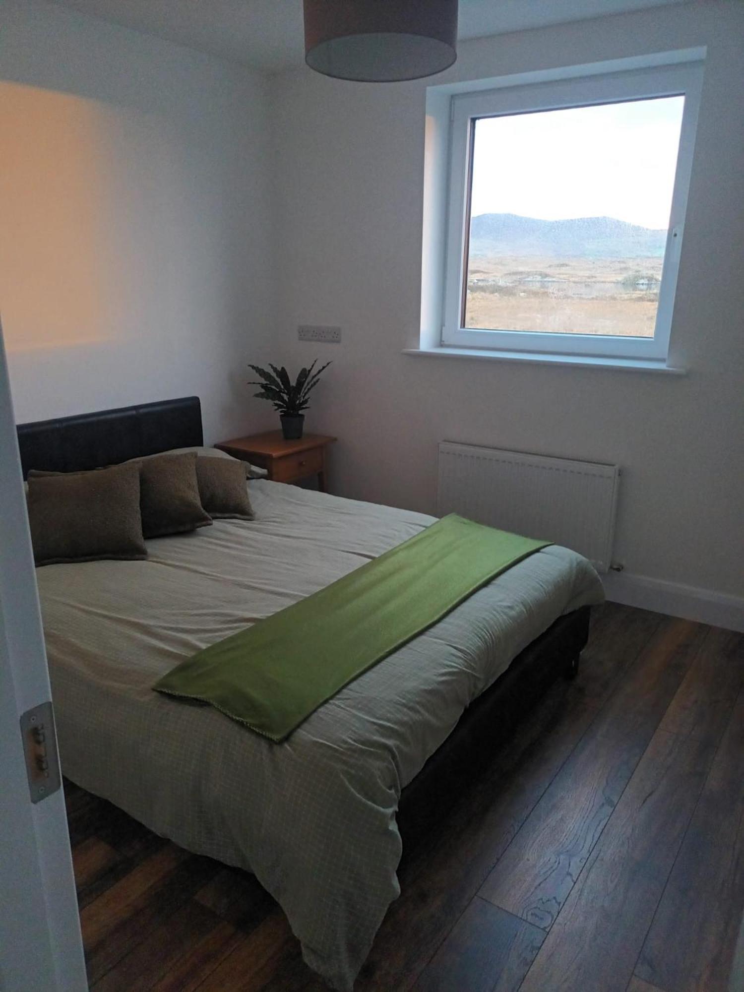 Connemara Lake View Apartment Camus Eighter Buitenkant foto
