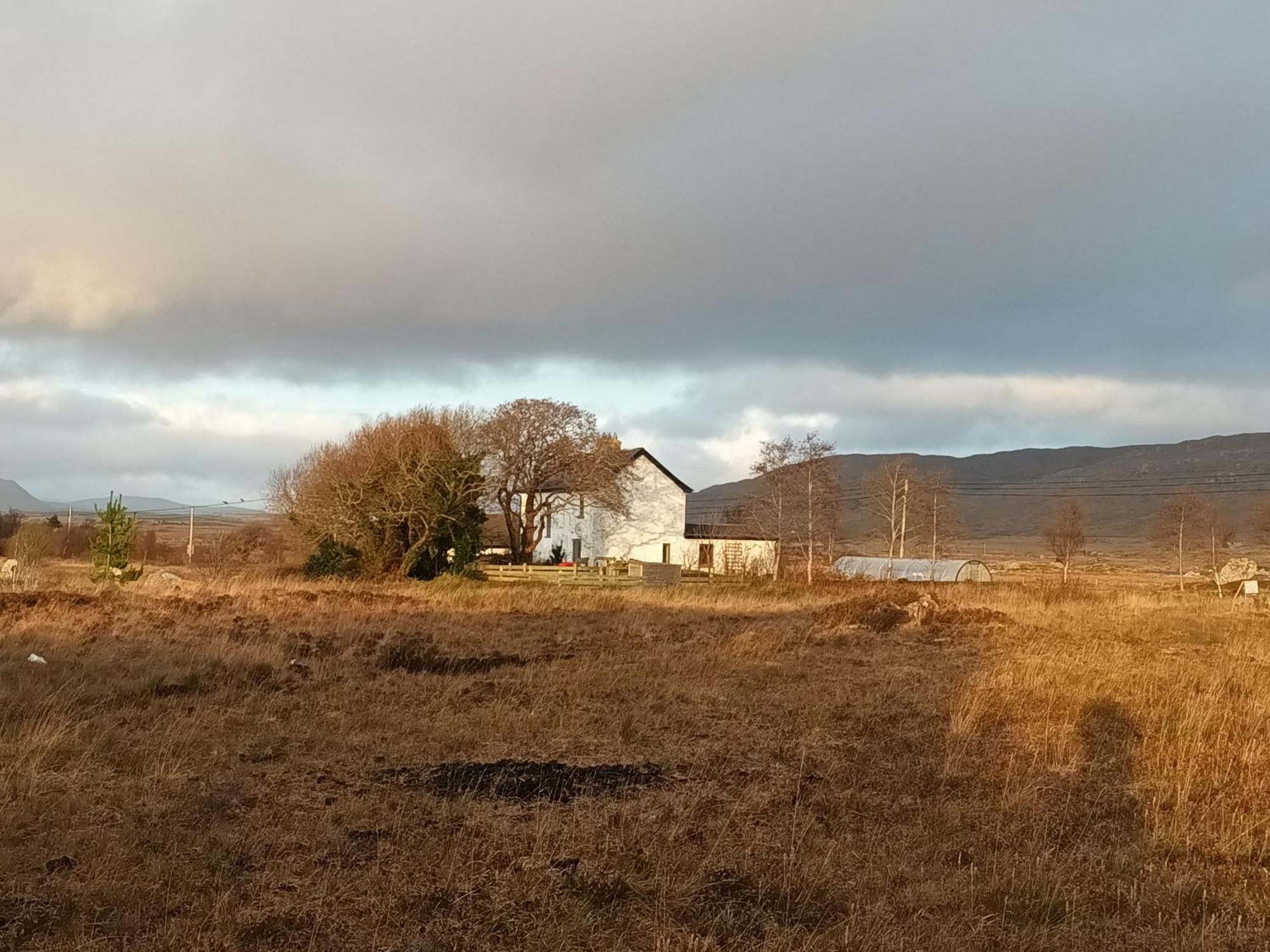 Connemara Lake View Apartment Camus Eighter Buitenkant foto